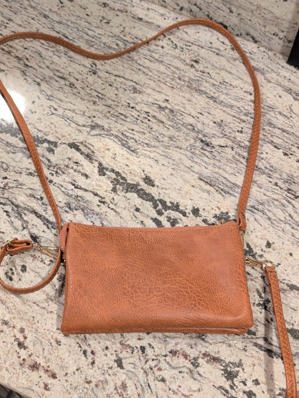 Women's Tan Crossbody Leatherette Shoulder Bag - Sleek Everyday Purse